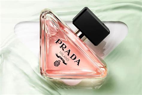 eux de femme prada